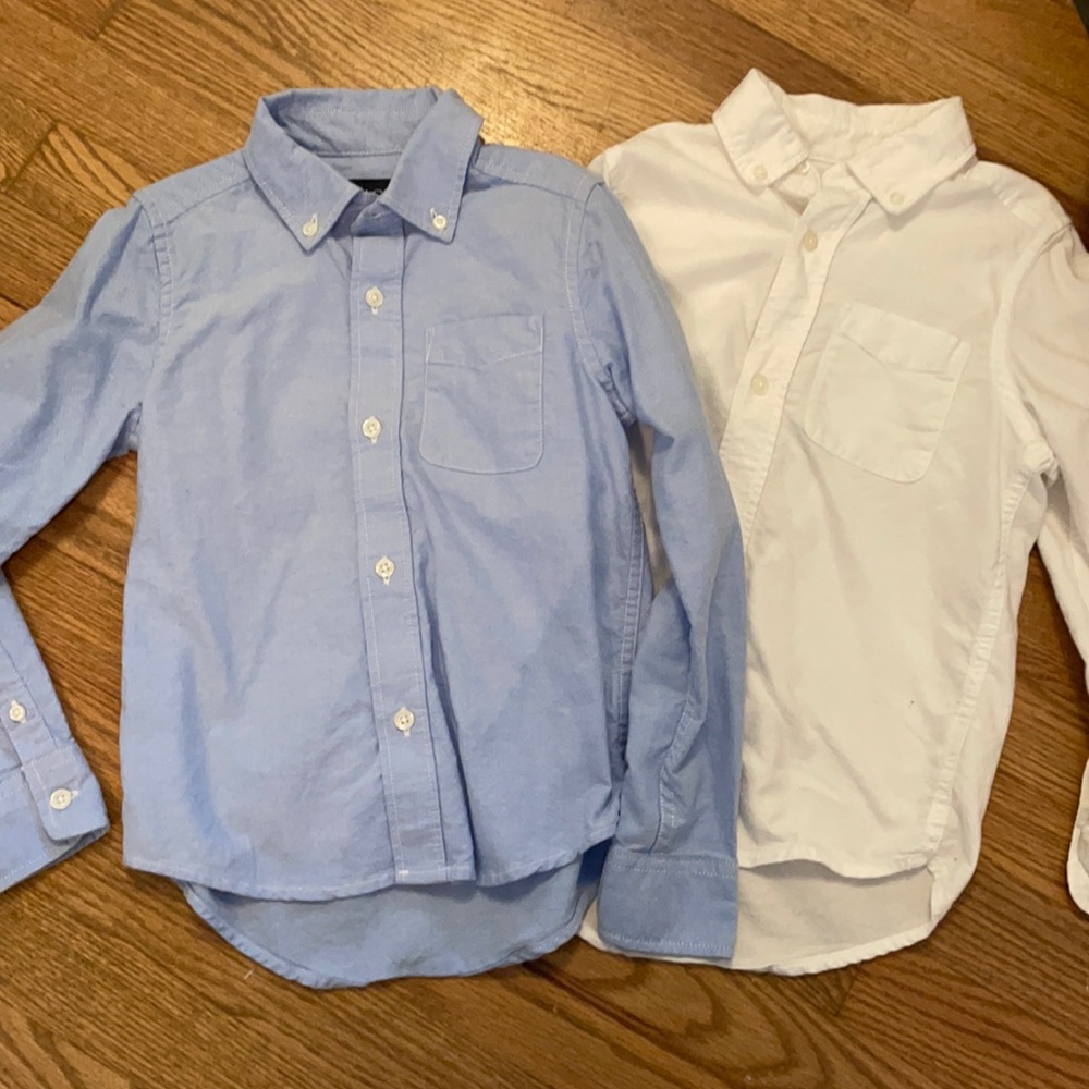 Children’s Place Blue and White Uniform button down shirt worn once small 5/6
